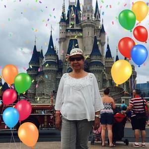 Meet your Posher, Jhenny